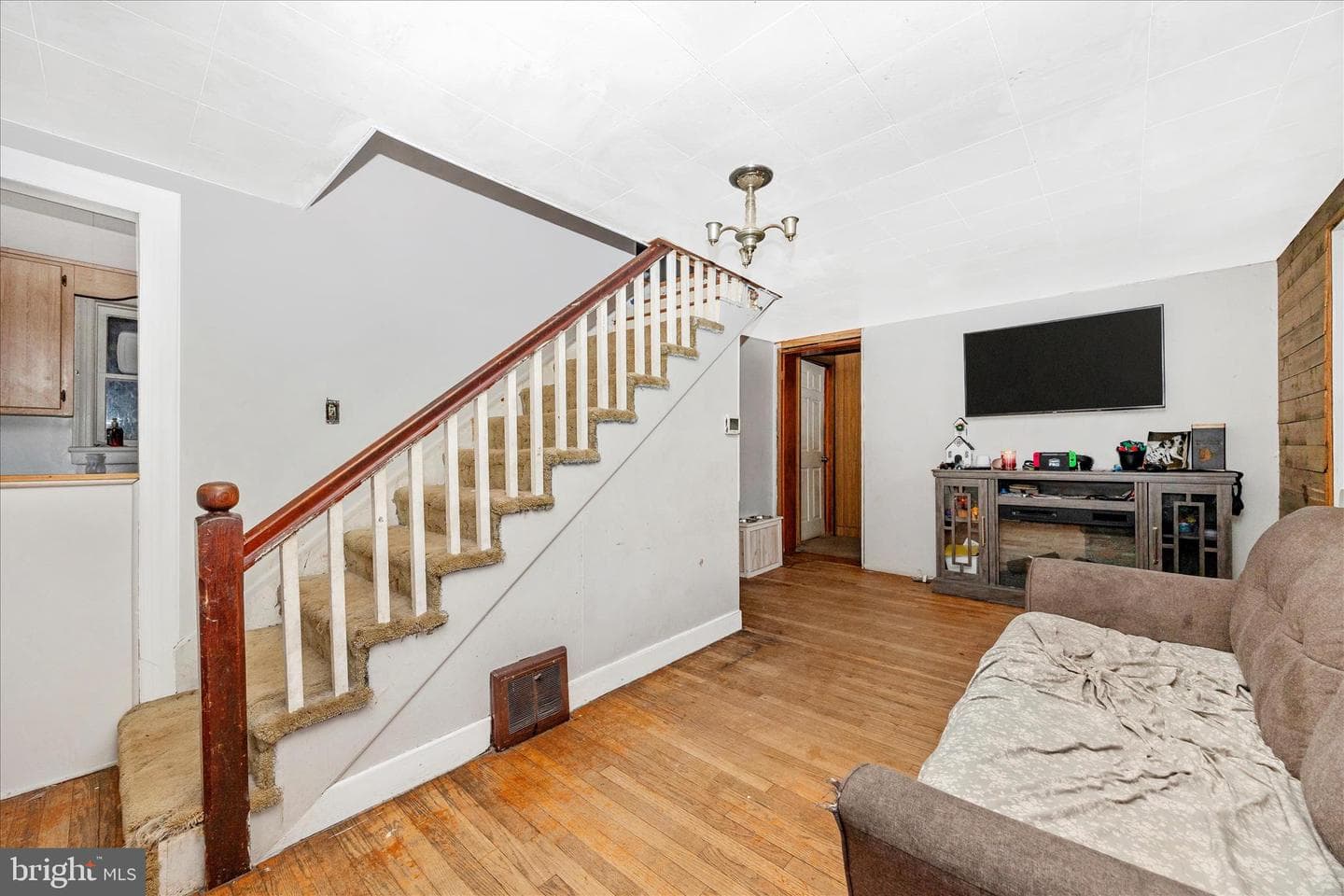 811 Antietam Drive photo 5