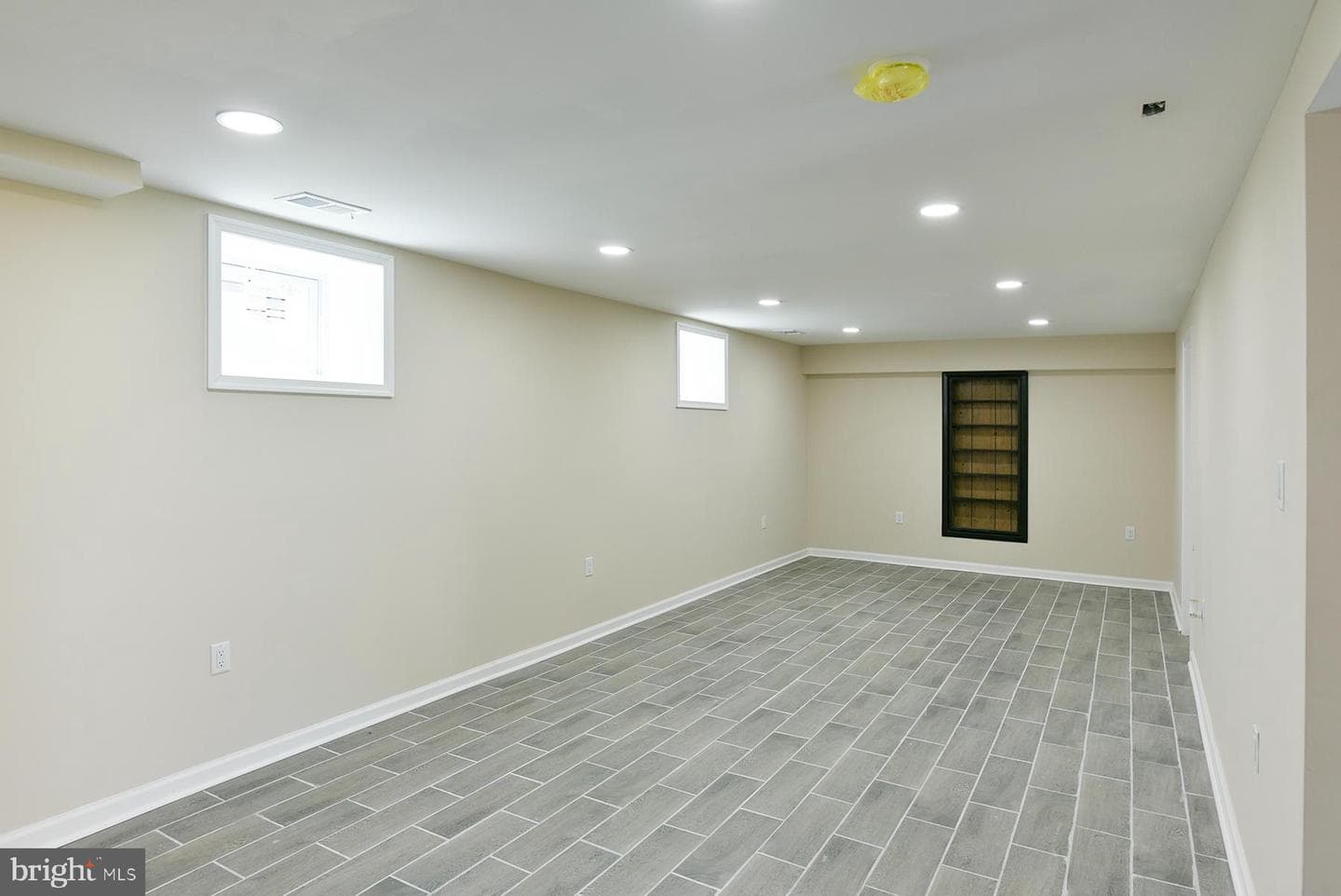 70 Nottingham Road photo 29