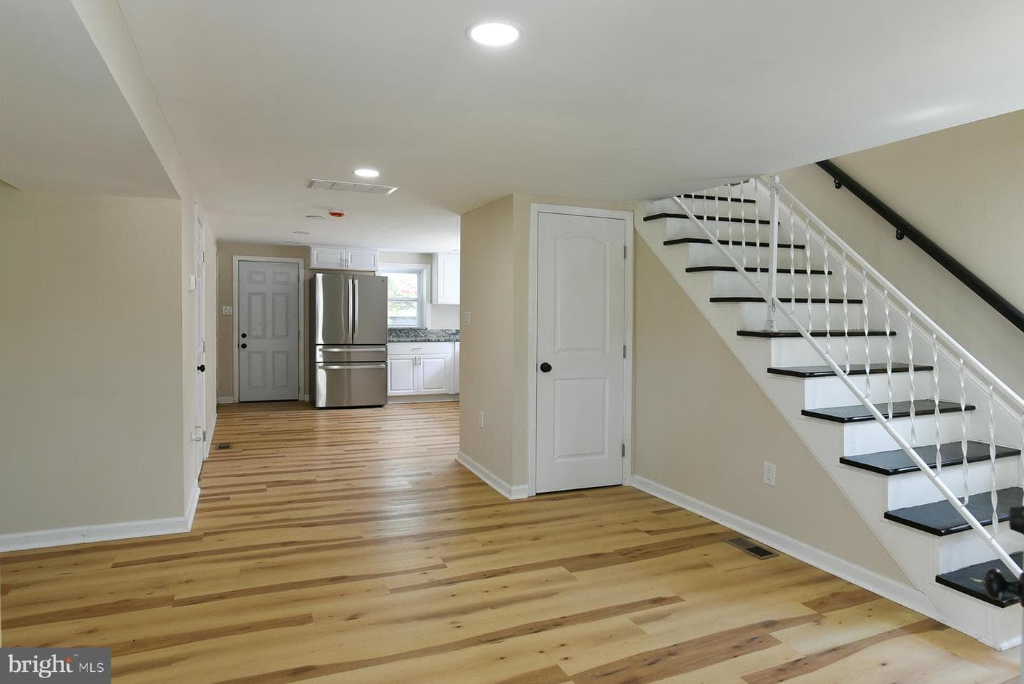 70 Nottingham Road photo 3