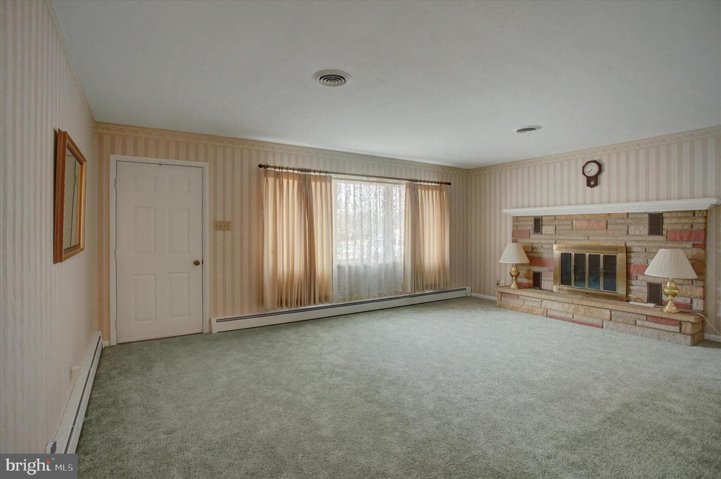 16820 Petmar Circle photo 12