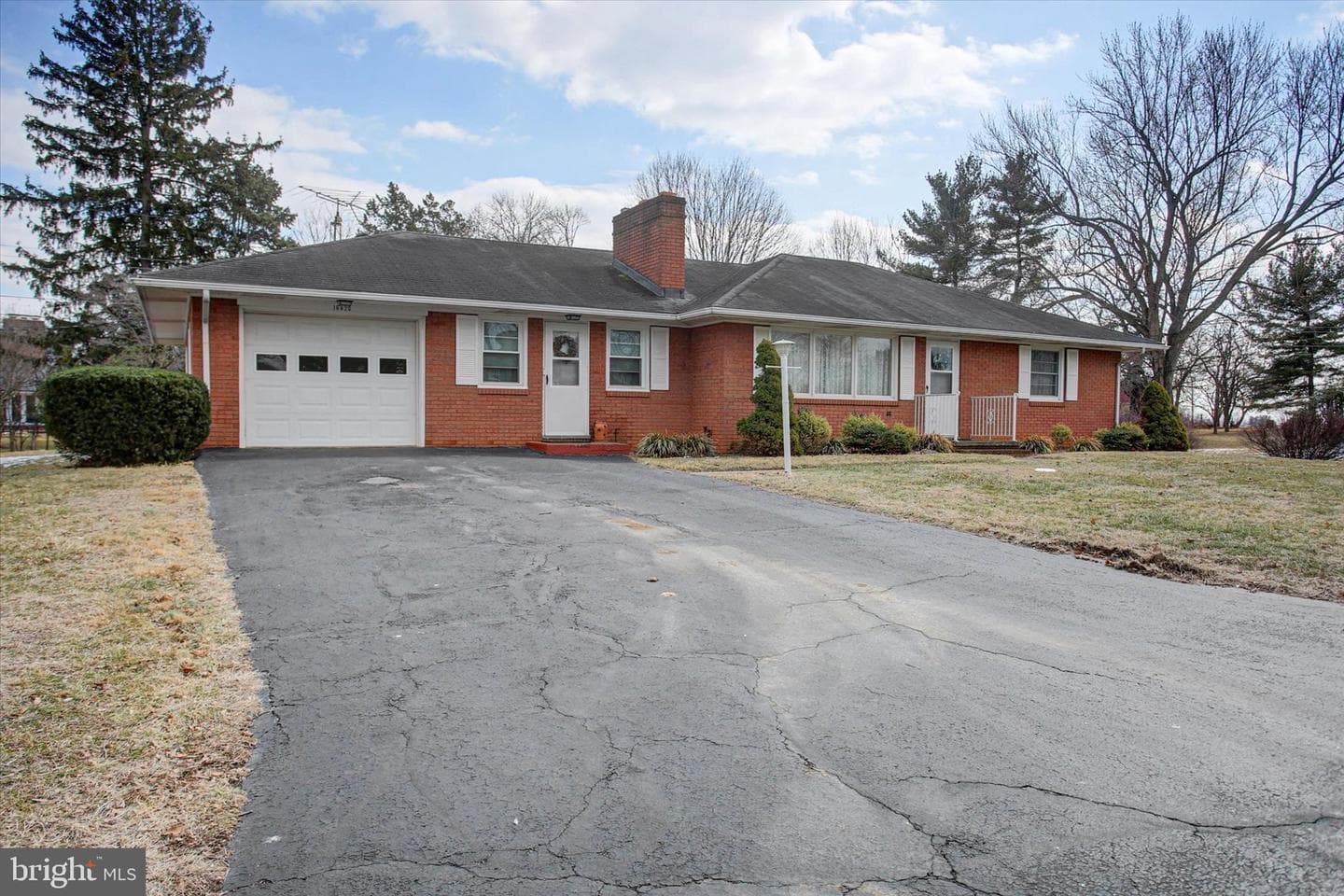 16820 Petmar Circle photo 6