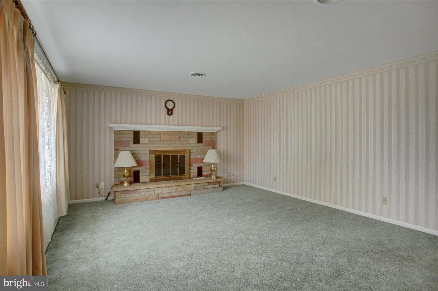 16820 Petmar Circle photo 9