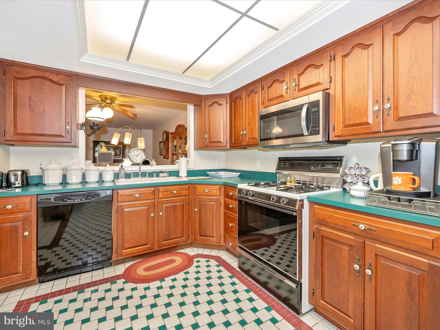 1017 Lindsay Lane photo 11