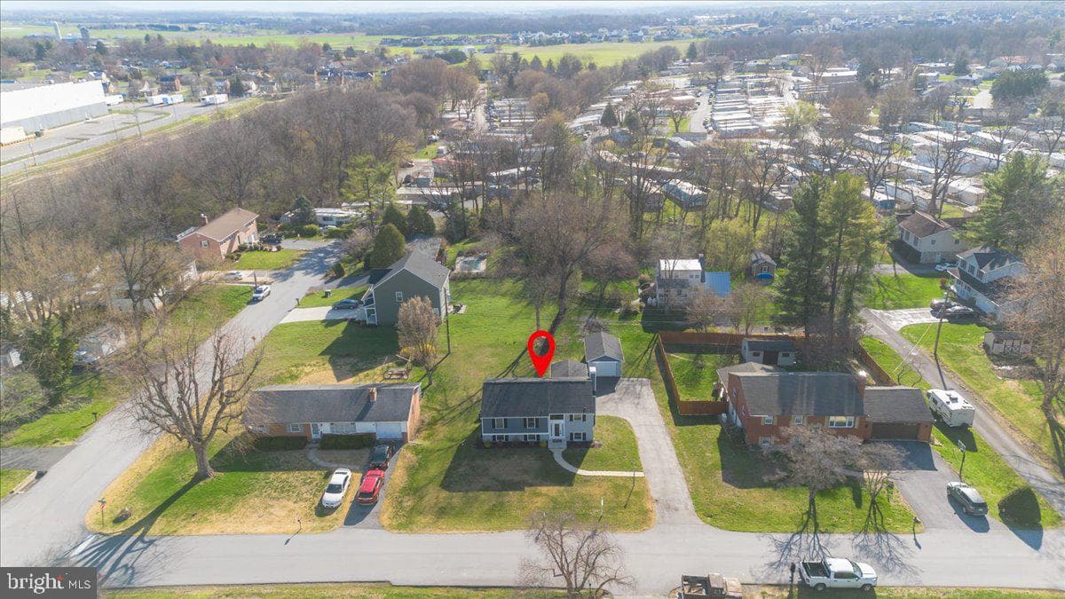 13825 Woodland Heights Drive photo 2