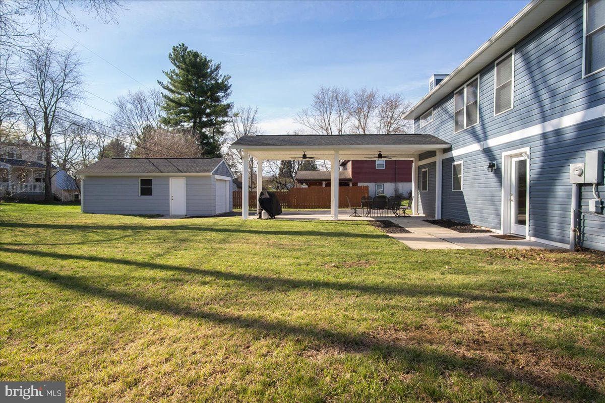 13825 Woodland Heights Drive photo 27