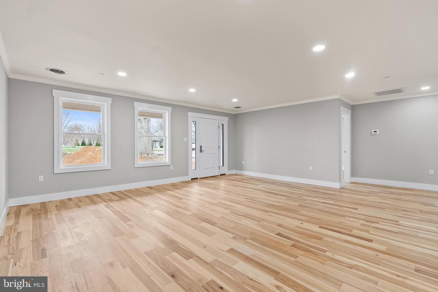 18212 Woodside Drive photo 7
