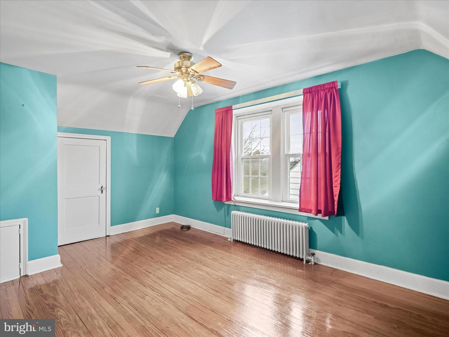 1304 Salem Avenue photo 14