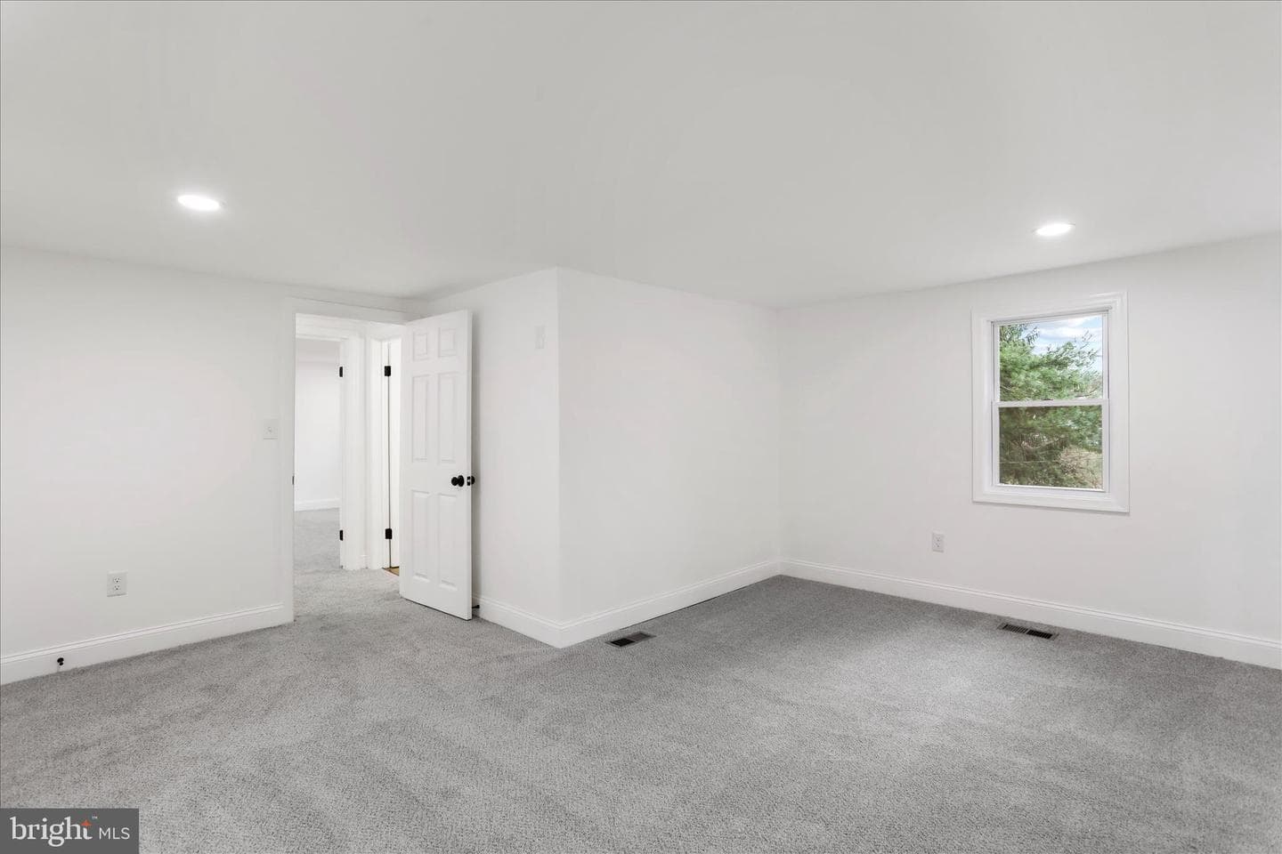 11424 Englewood Road photo 31