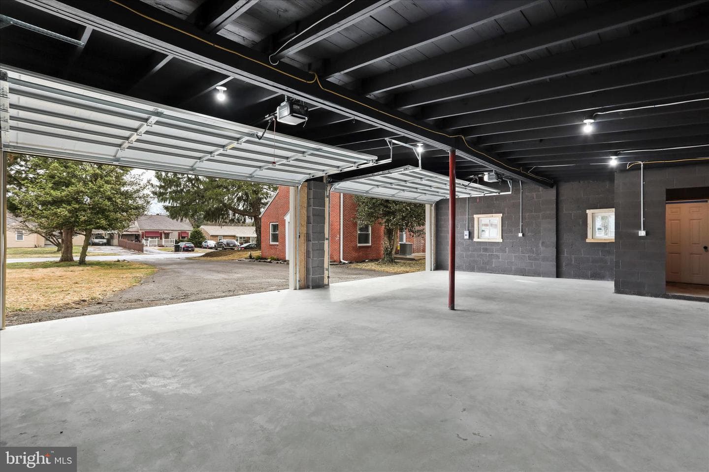 11424 Englewood Road photo 43