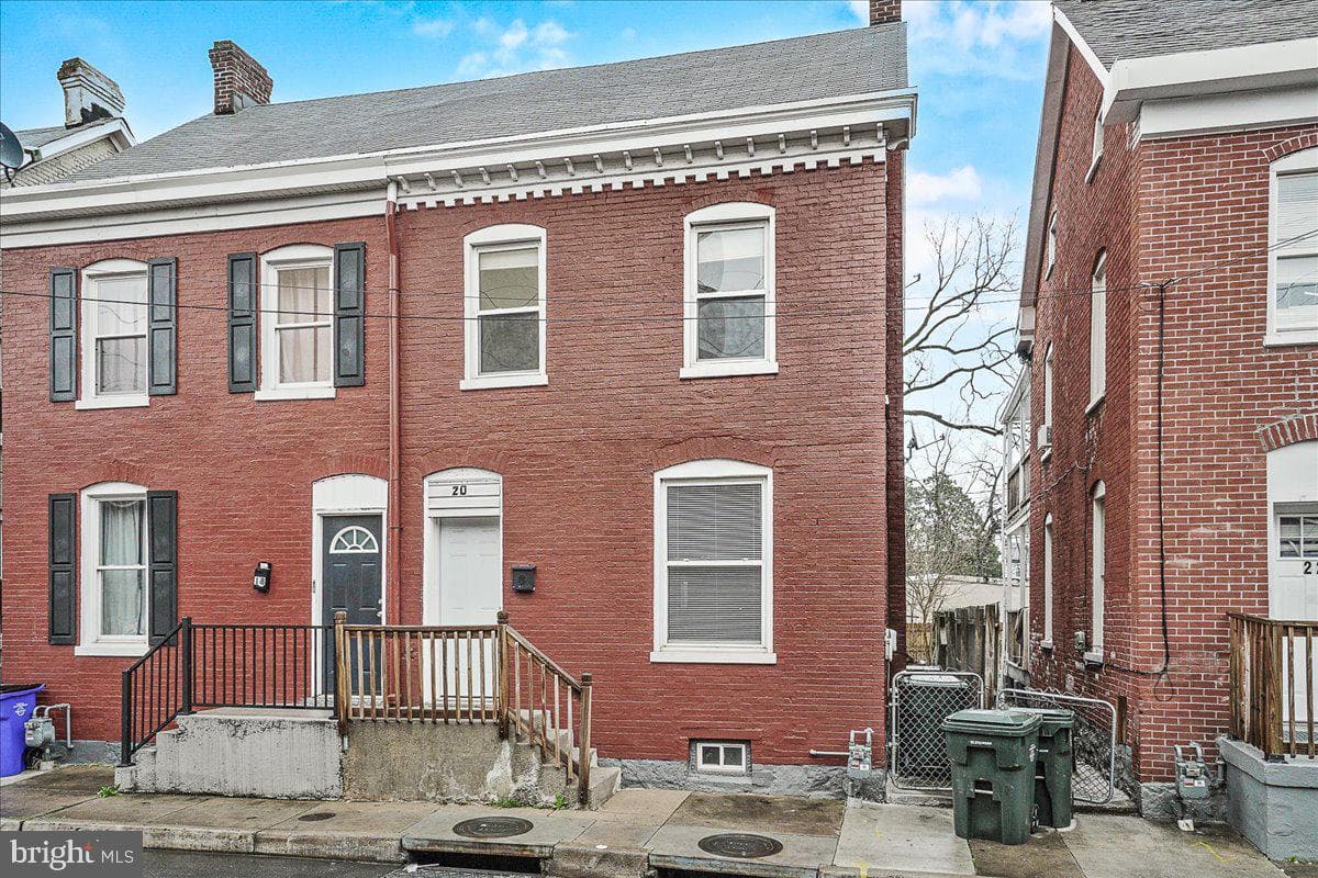 20 S Locust Street S, Hagerstown