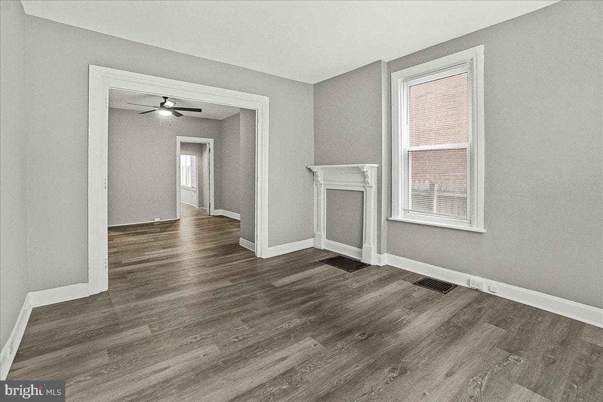 20 S Locust Street S photo 5