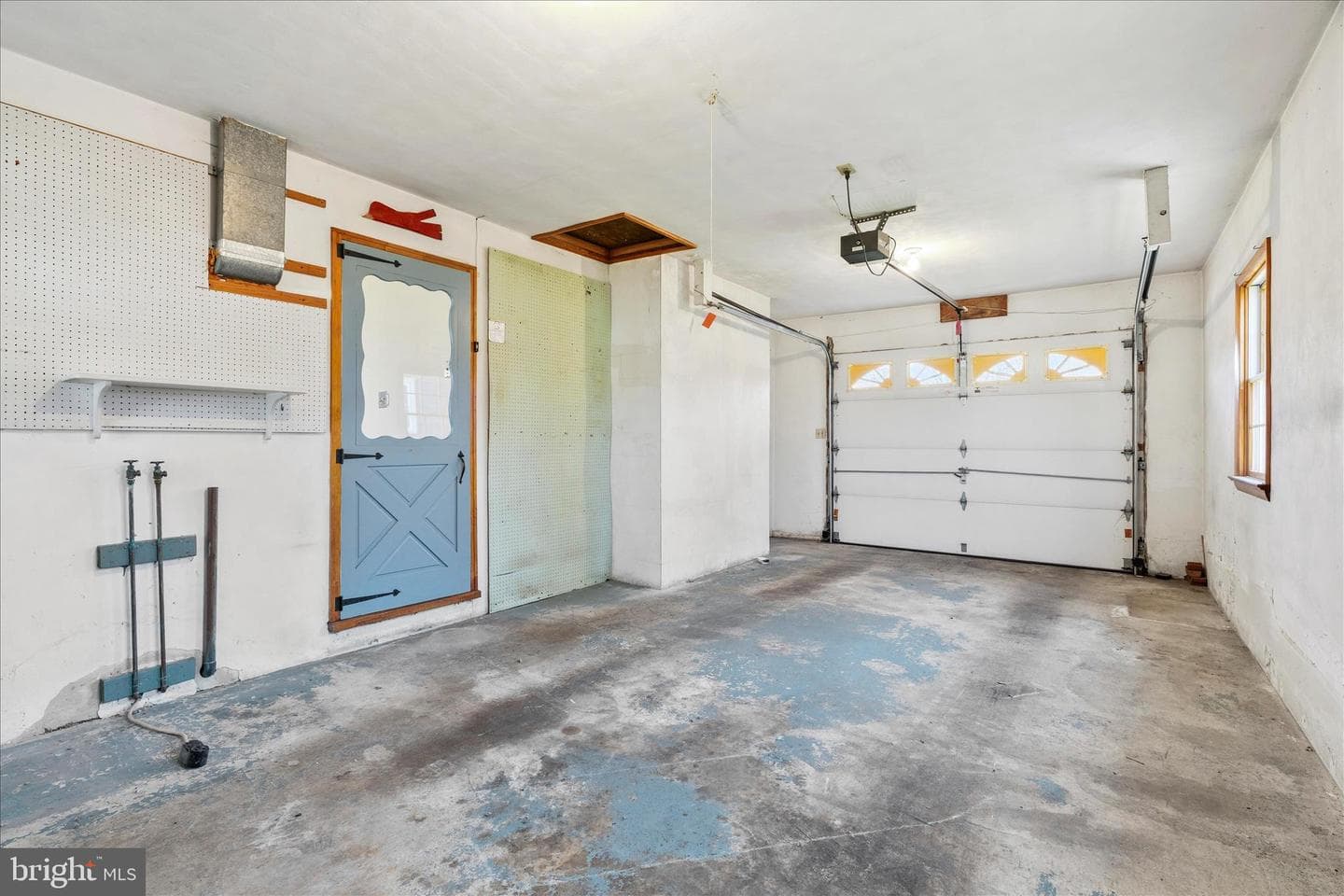 22054 Mohawk Drive photo 35
