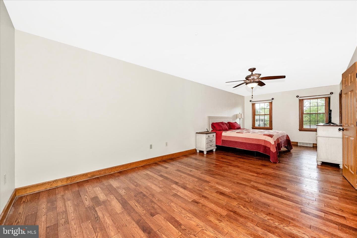 47 Stanford Road photo 22
