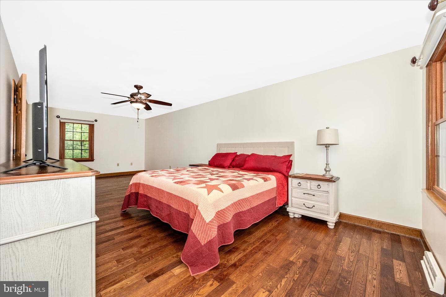 47 Stanford Road photo 24
