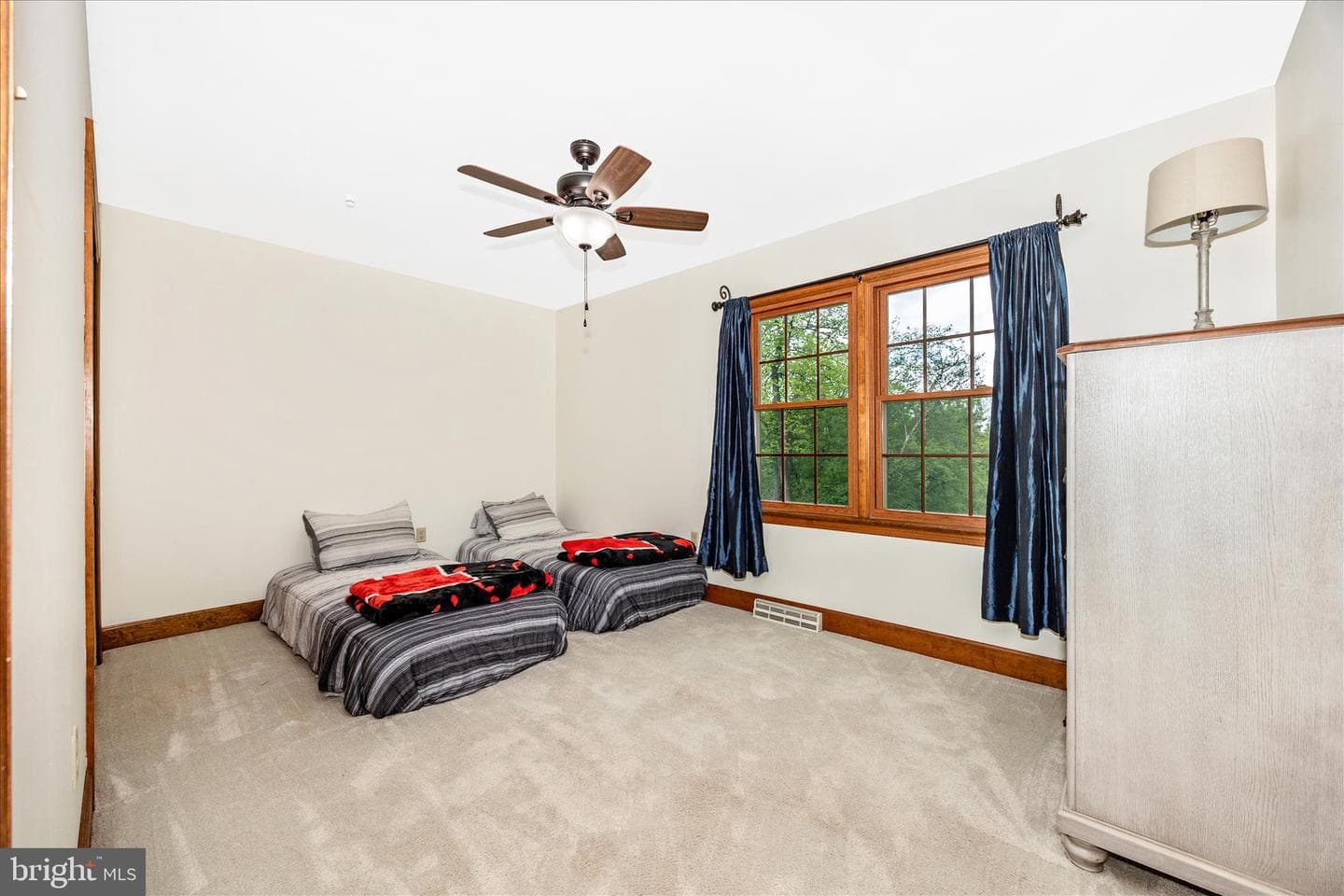 47 Stanford Road photo 28
