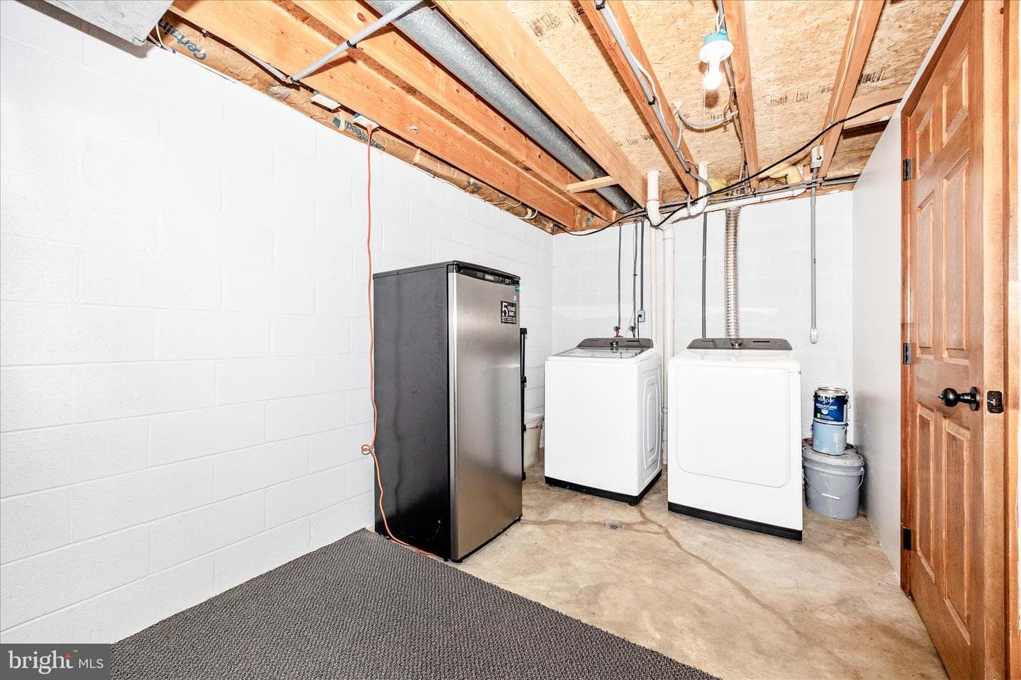 47 Stanford Road photo 38