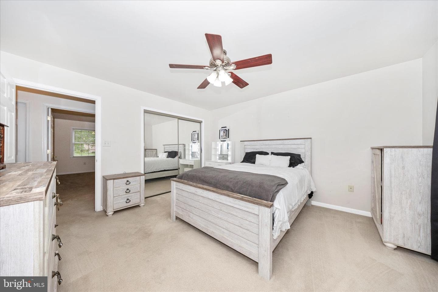235 Montclair Court photo 26