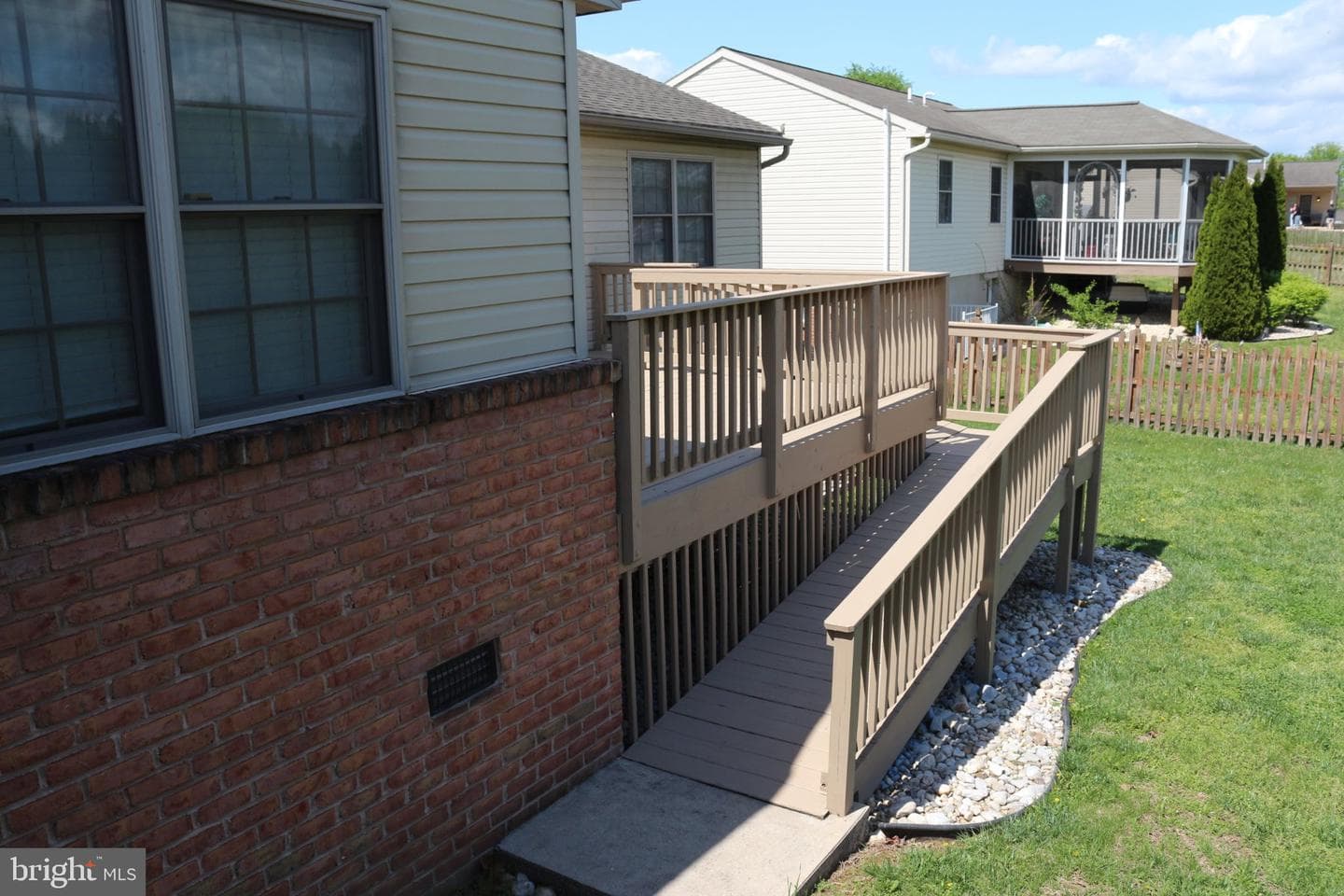 235 Montclair Court photo 7