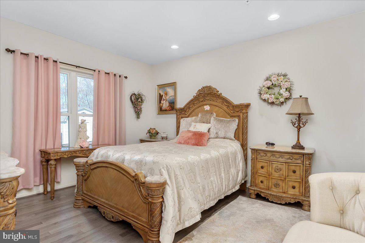 13880 Patriot Way photo 12