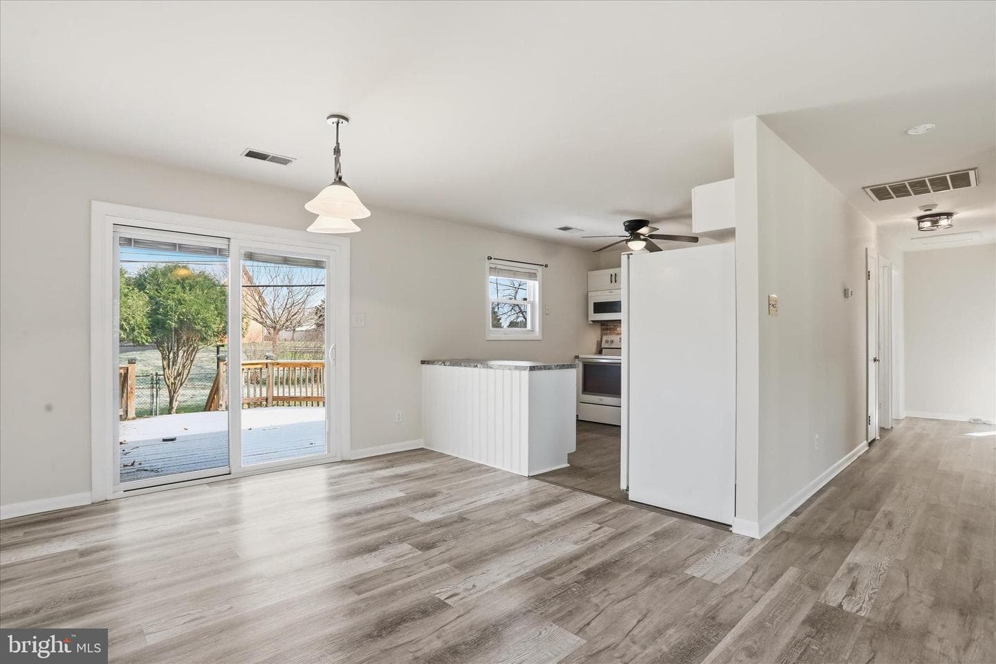 19022 Longmeadow Road photo 7