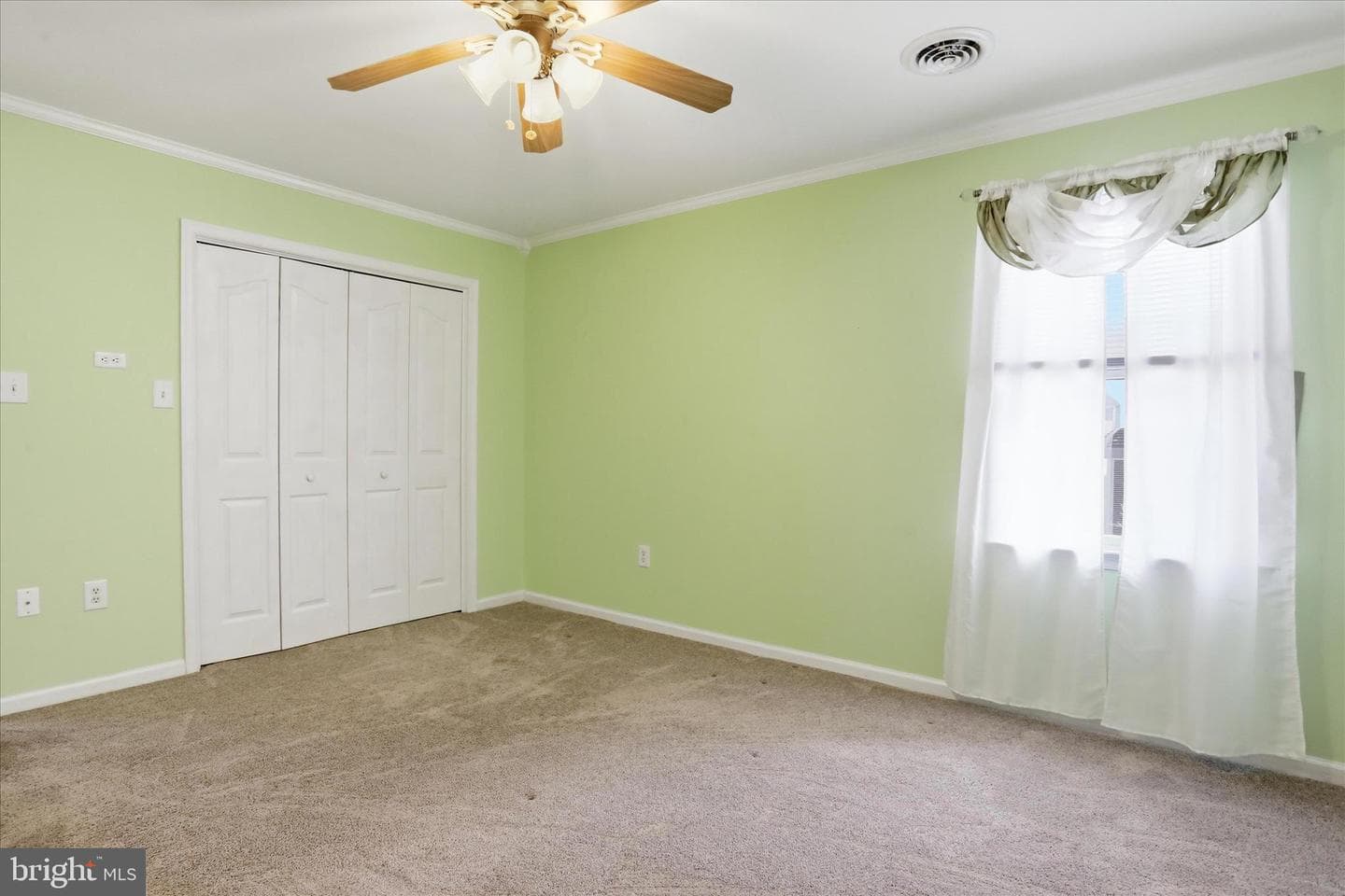1240 Grand Legacy Drive photo 19