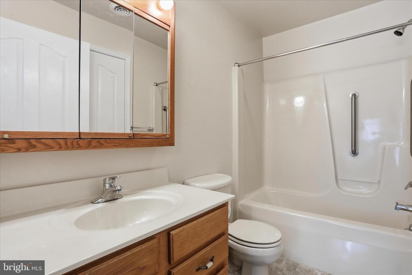 1240 Grand Legacy Drive photo 21