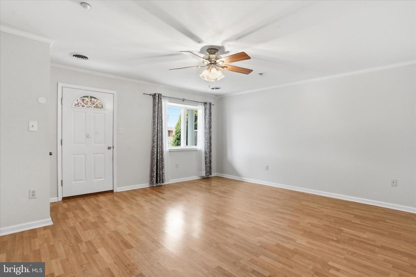 1240 Grand Legacy Drive photo 6