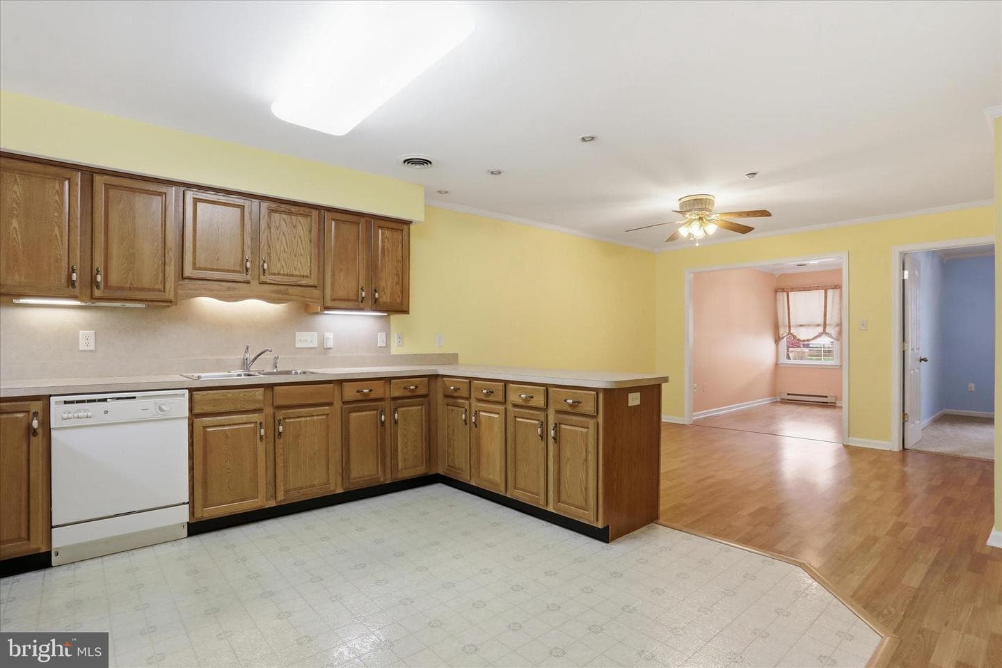 1240 Grand Legacy Drive photo 9