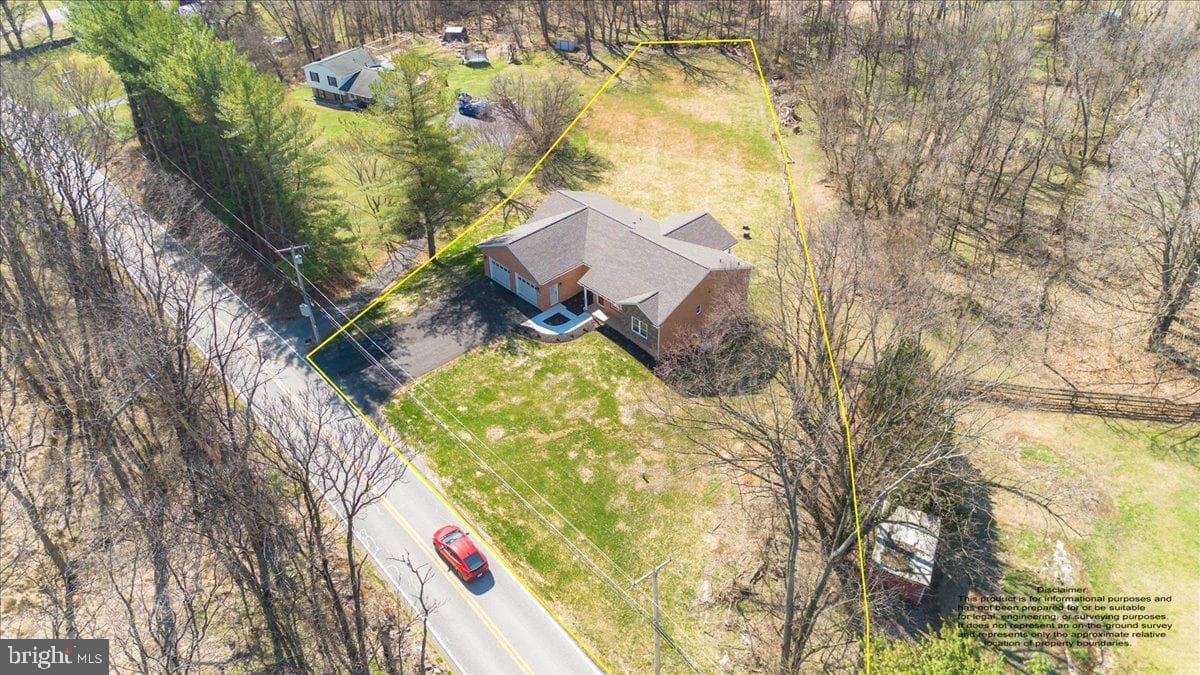 21611 Leitersburg Smithsburg Road photo 2