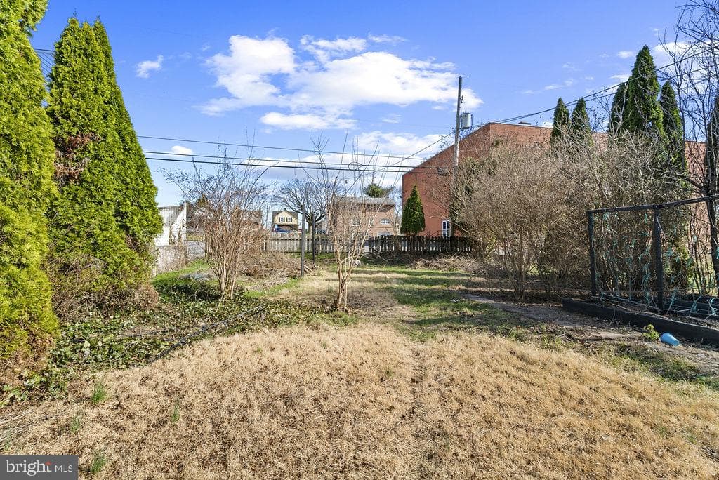 832 Maryland Avenue photo 37