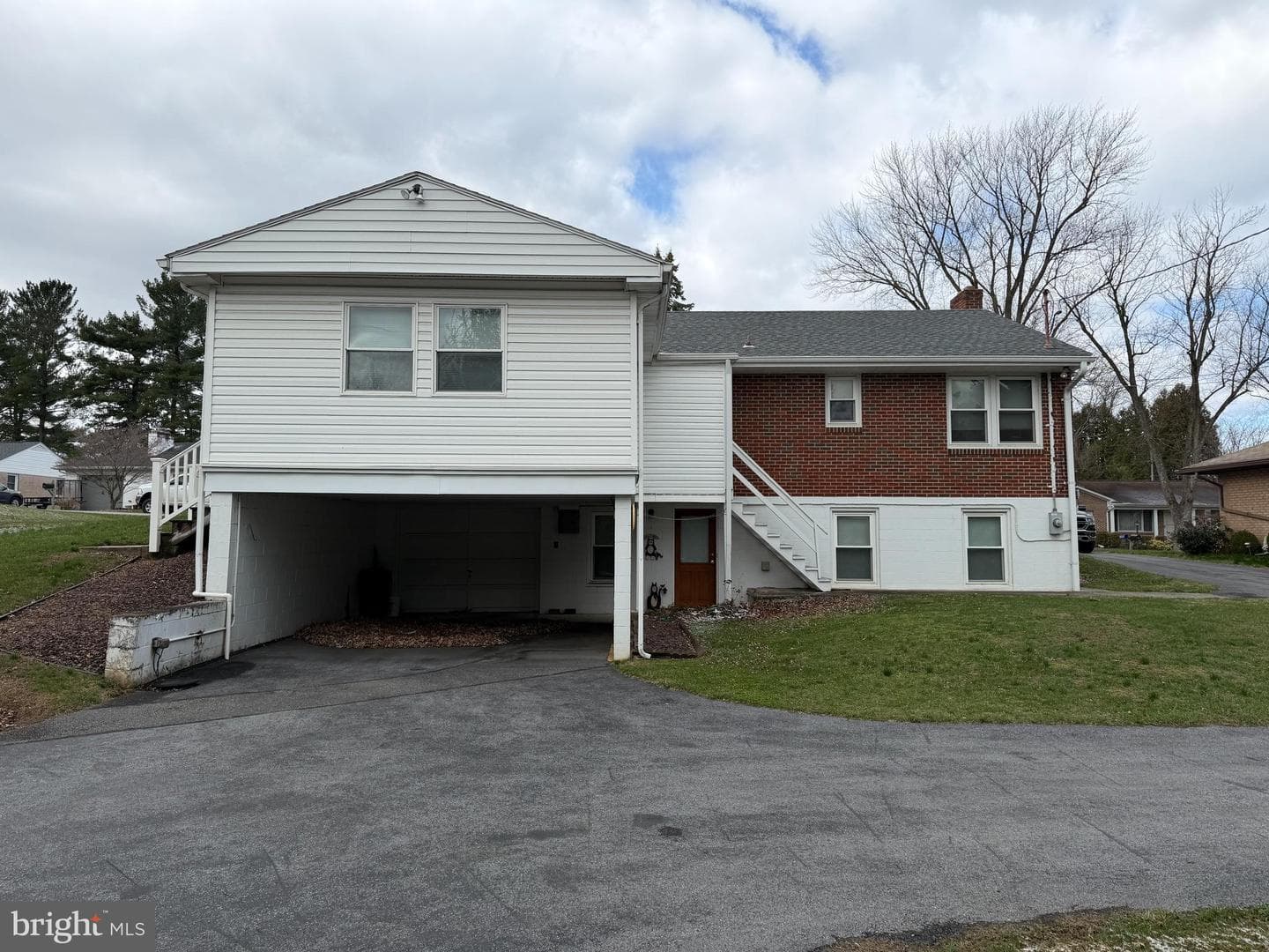 11913 Phylane Drive photo 7