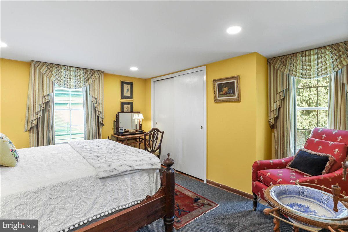 27 E Salisbury Street photo 17