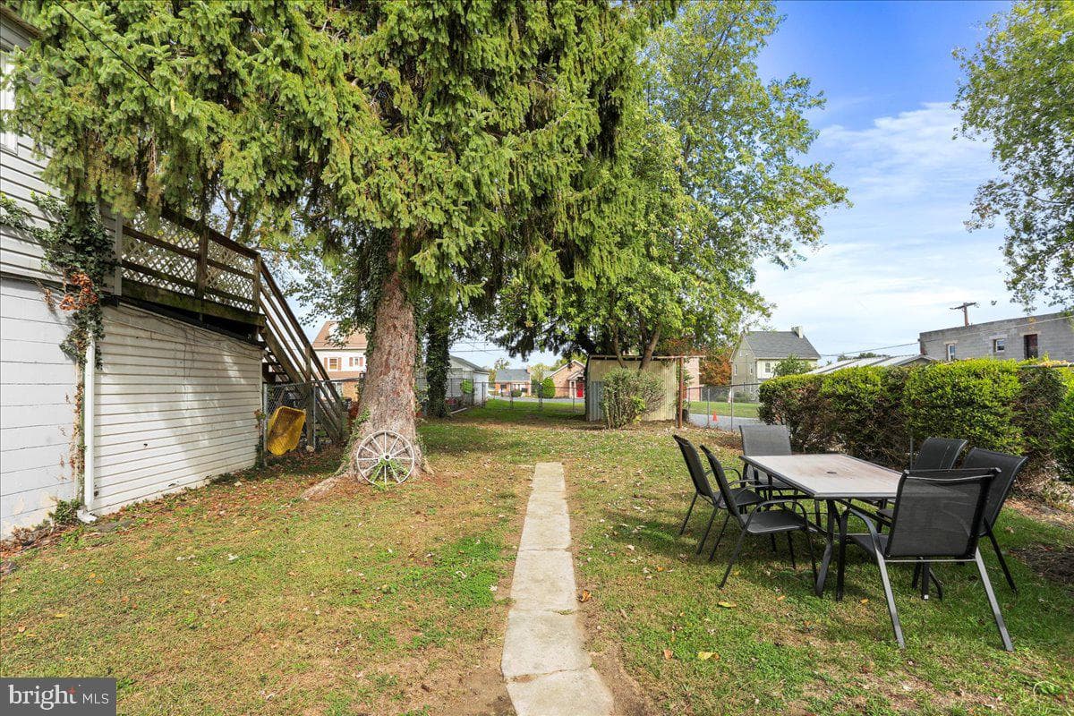 27 E Salisbury Street photo 31