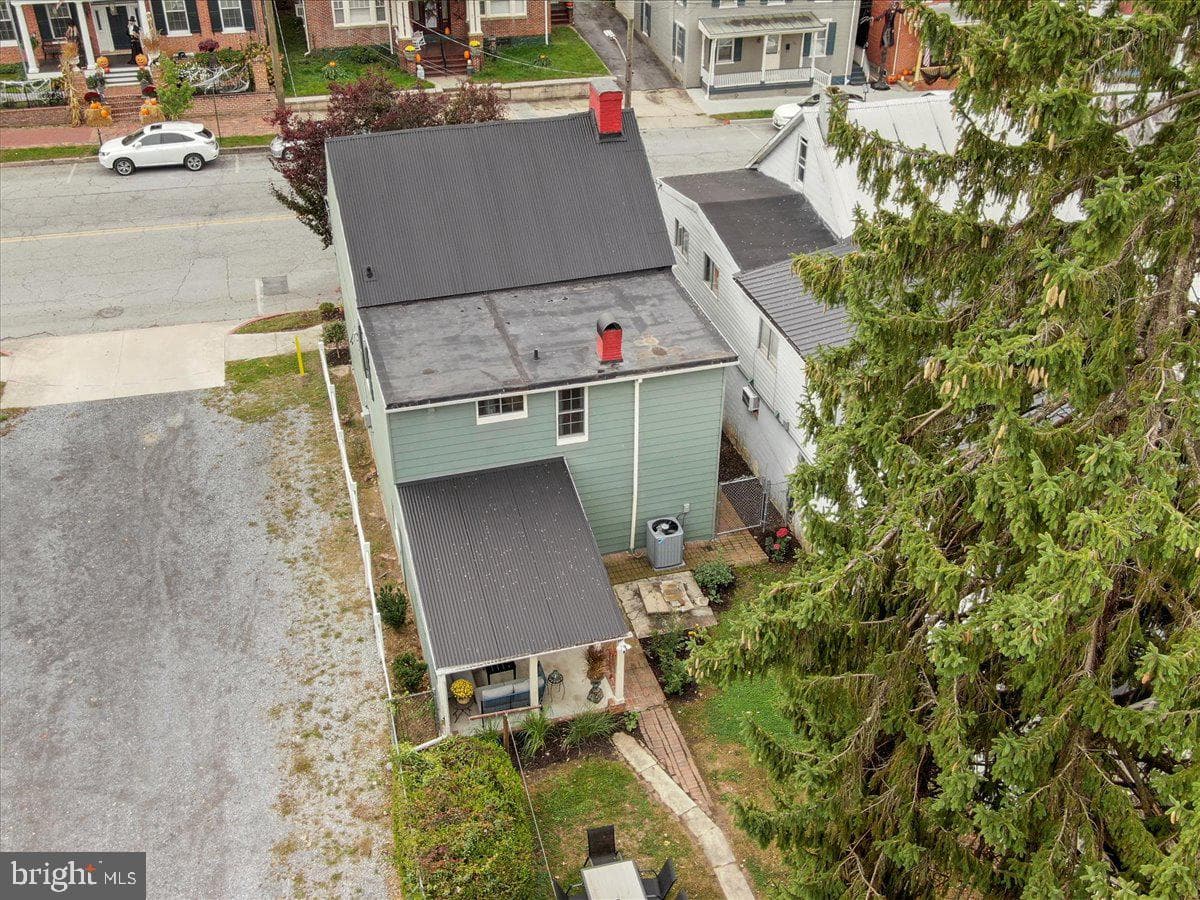 27 E Salisbury Street photo 47