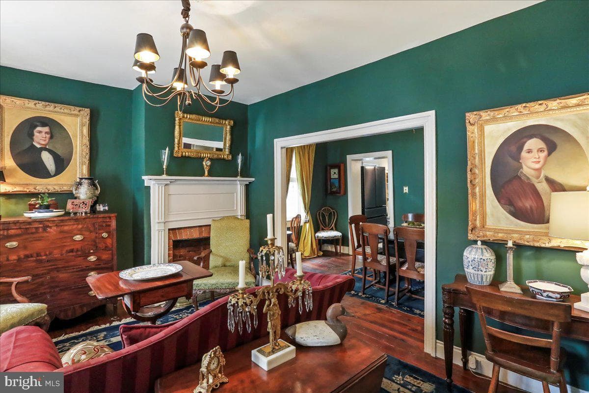 27 E Salisbury Street photo 6