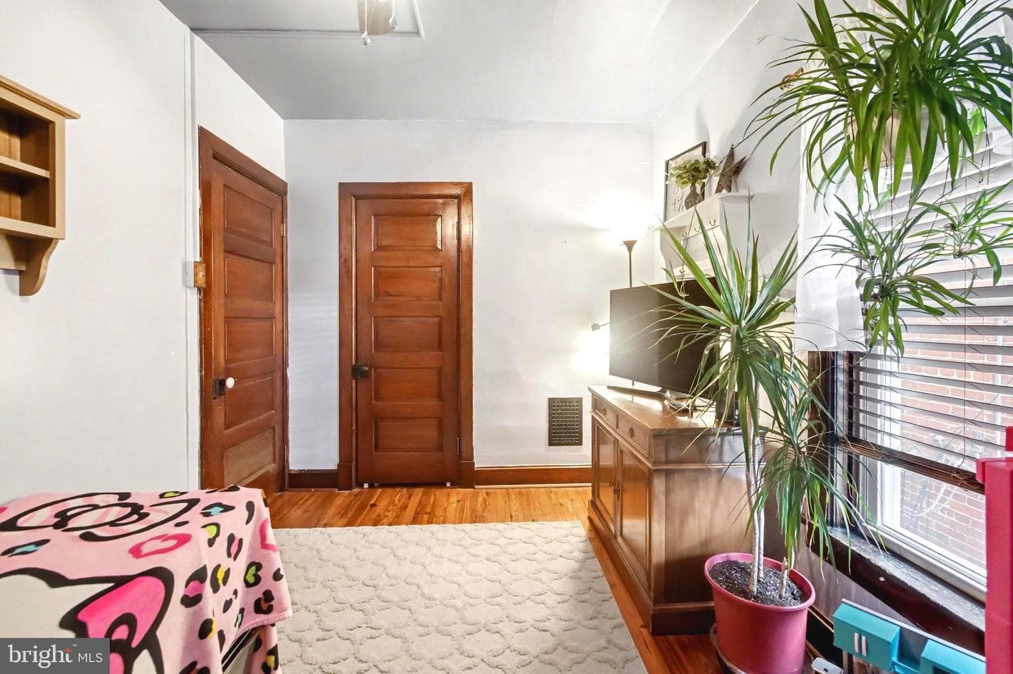 545 N Mulberry Street photo 18