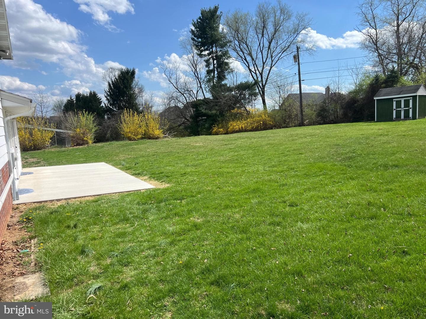 19119 Woodhaven Drive photo 12
