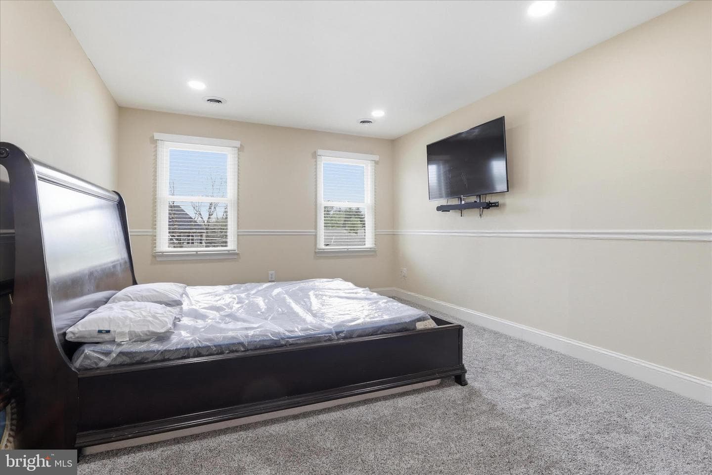 18819 Fountain Terrace photo 27