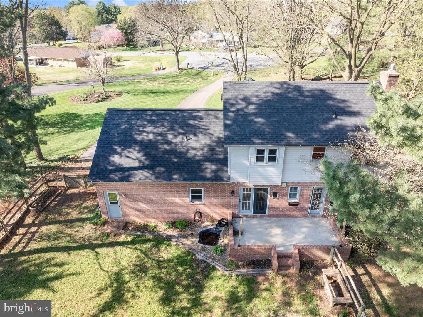 9800 Woodside Court photo 54