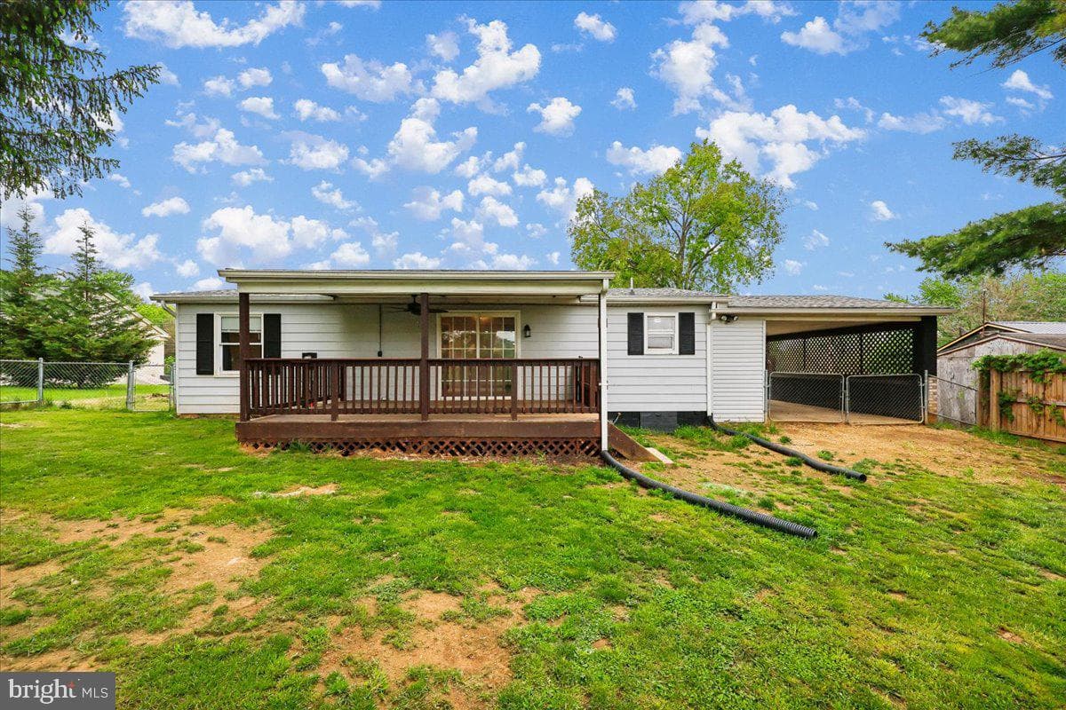 21639 Leiter Street photo 34