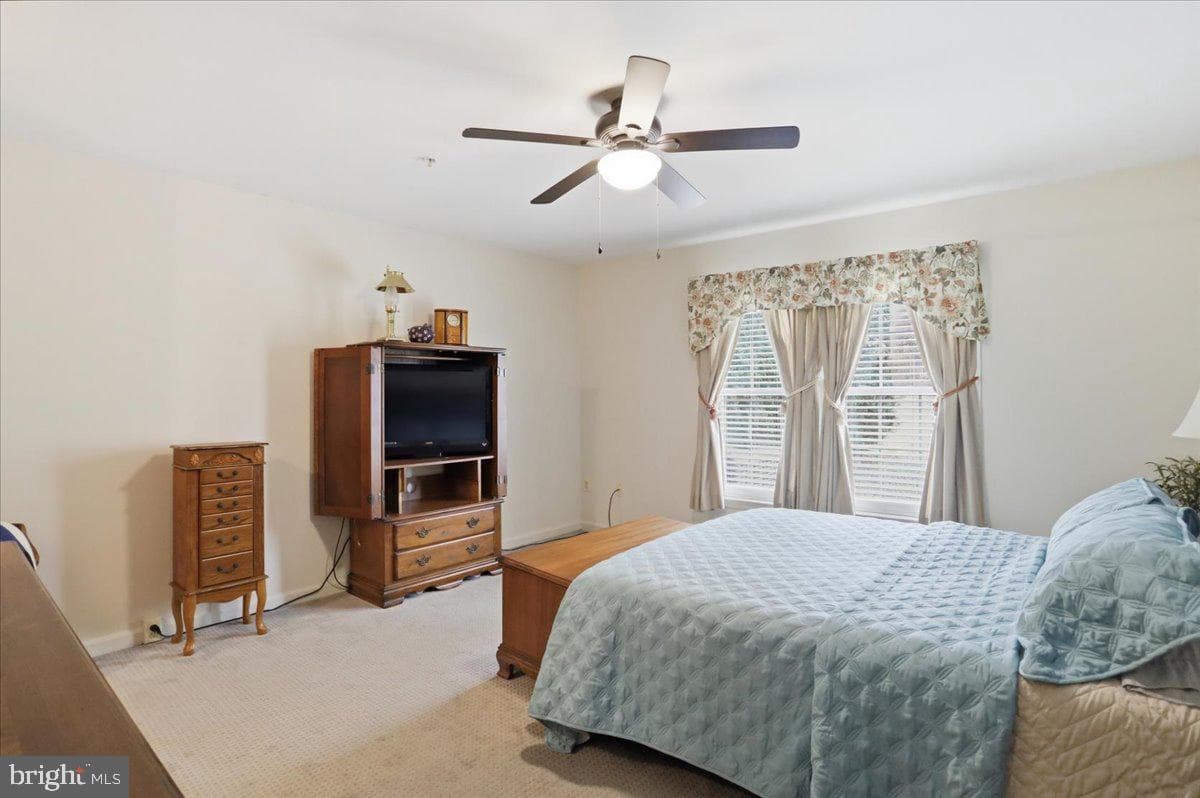 5 Eckstine Court photo 13