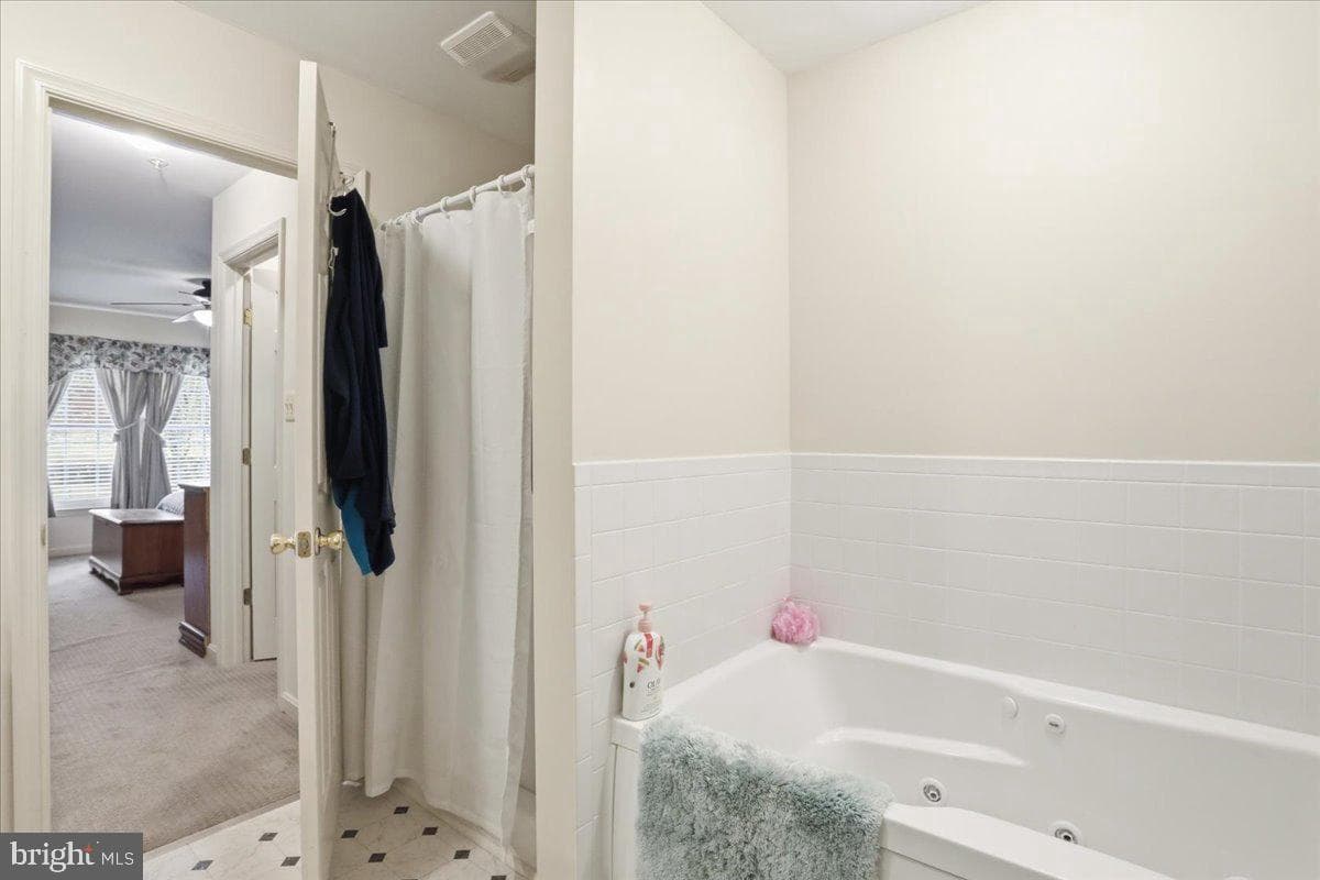 5 Eckstine Court photo 17