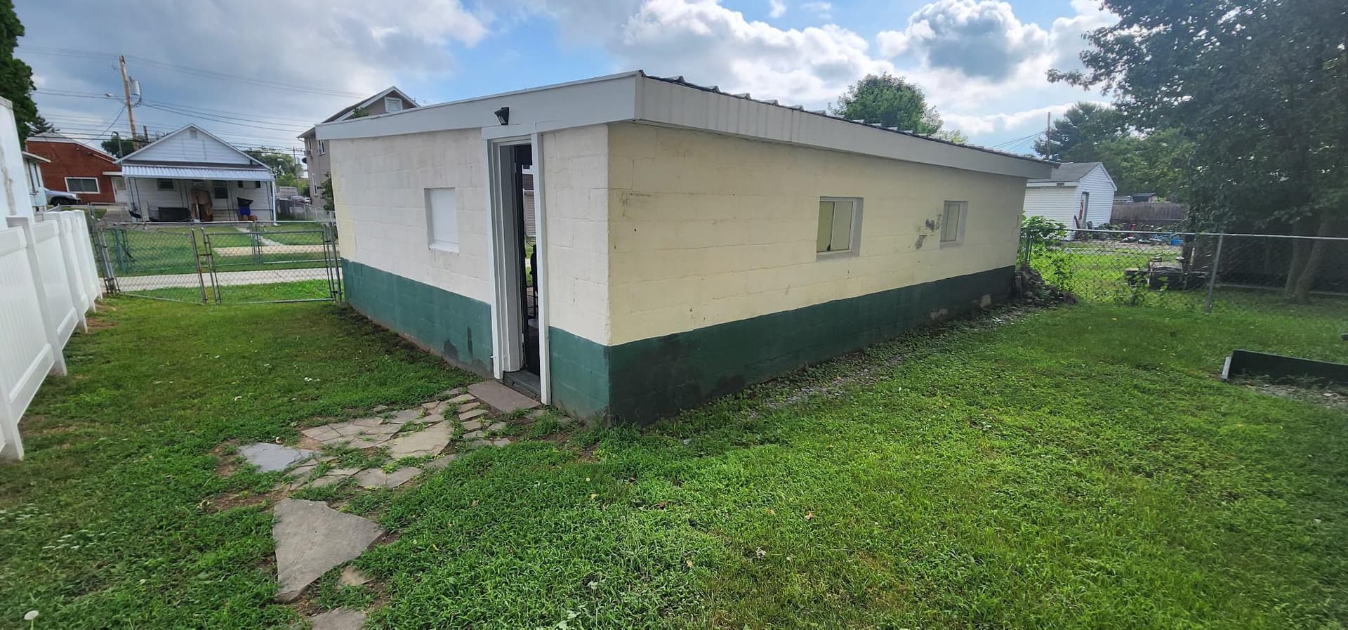 417 Liberty Street photo 23