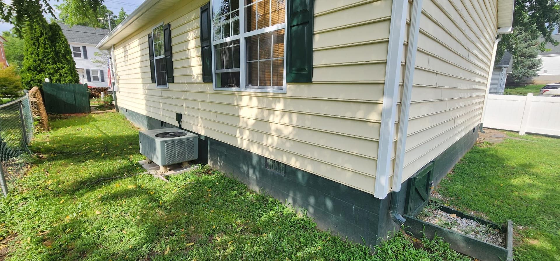417 Liberty Street photo 29