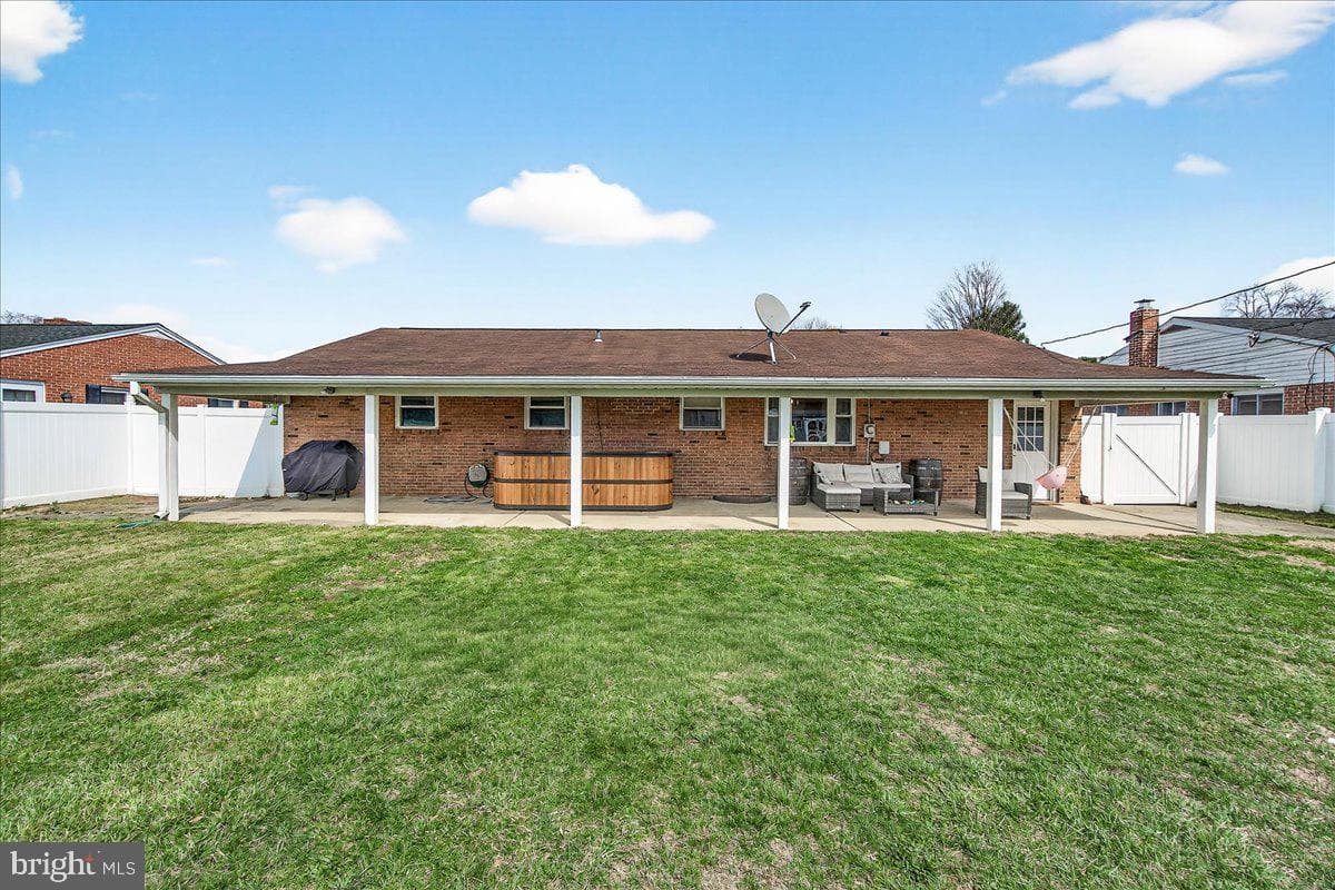 106 Harvard Road photo 7