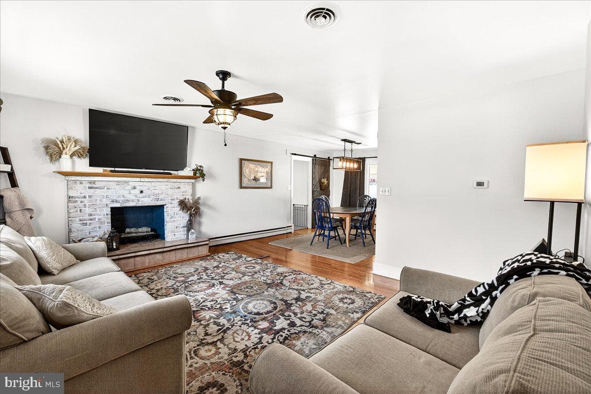106 Harvard Road photo 9