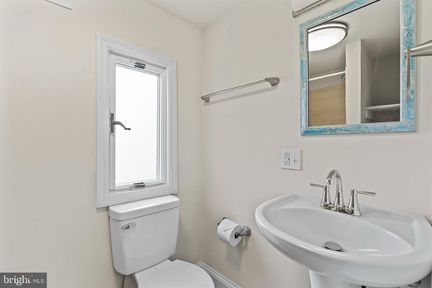 440 Liberty Street photo 17