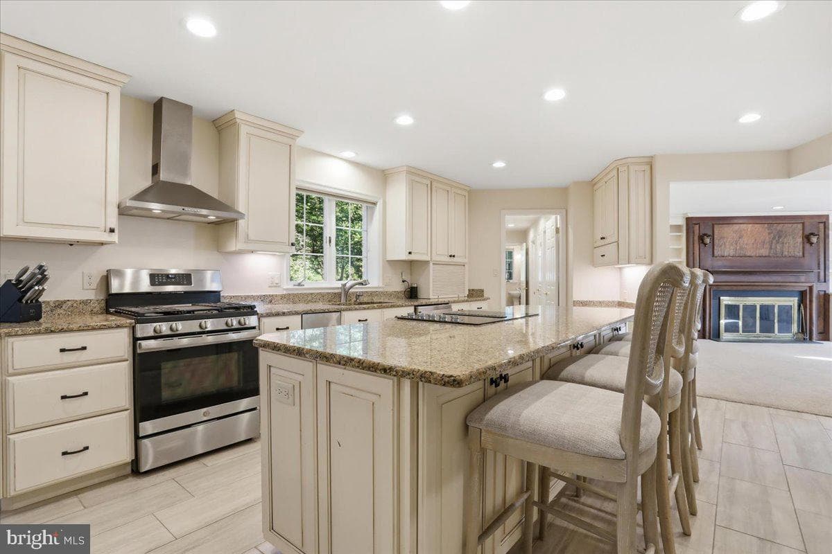 19715 Meadowbrook Road photo 11