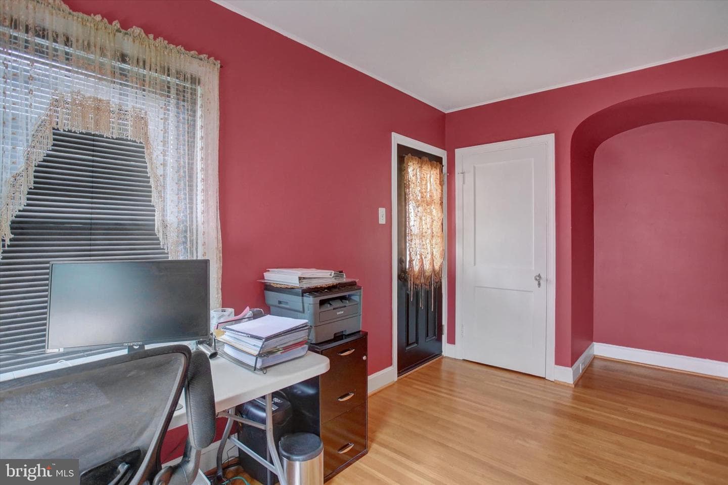 207 E Irvin Avenue photo 21
