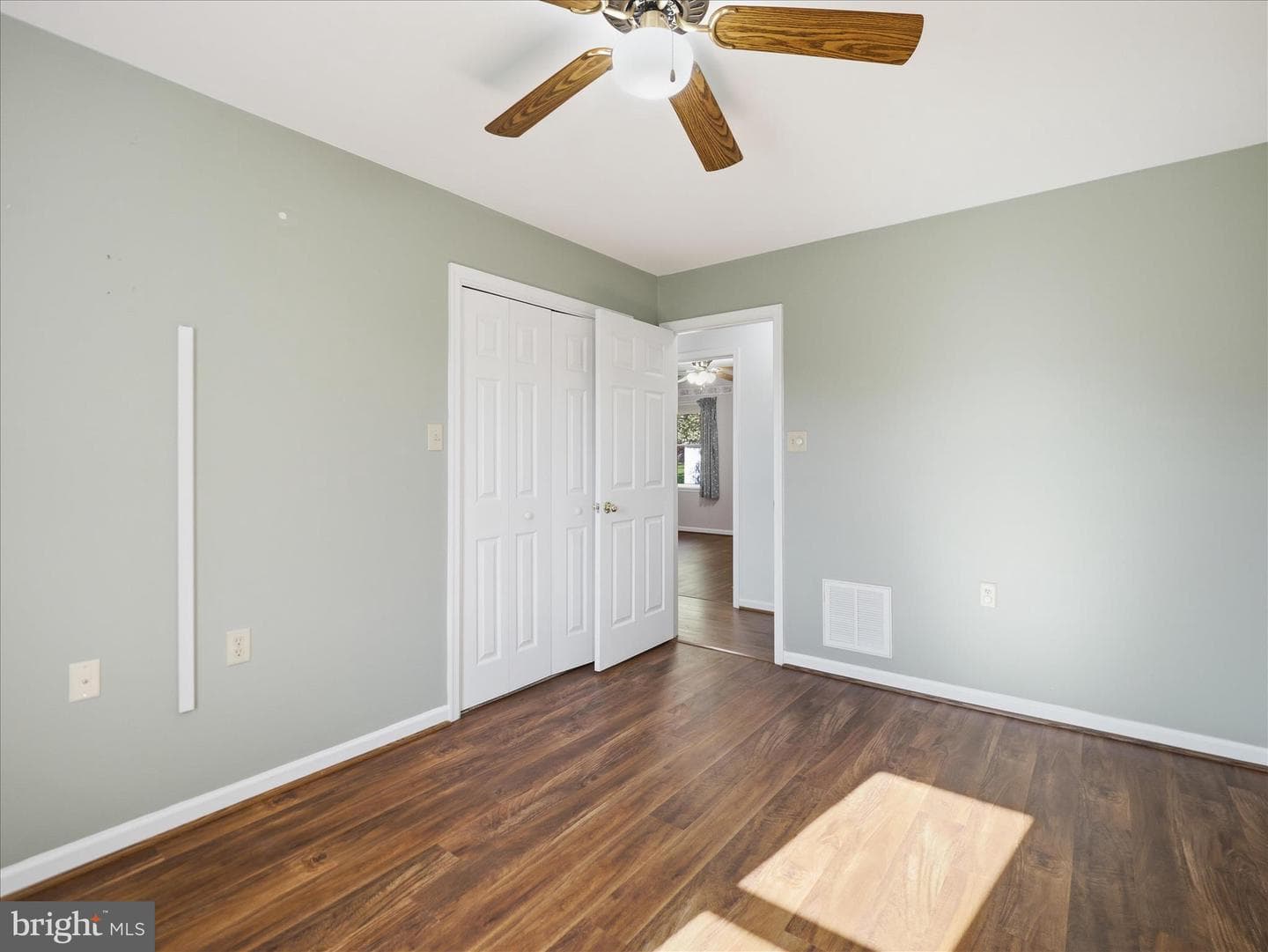 1217 South Pointe Drive photo 26